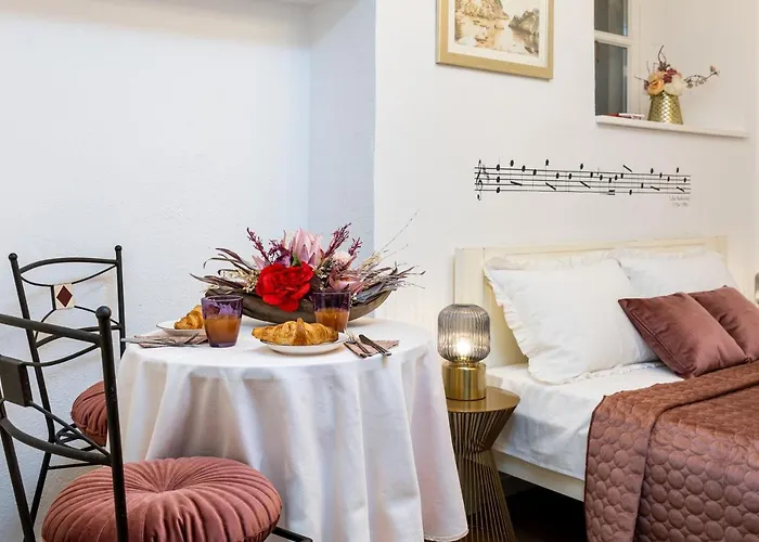 Music Hideout Old Town Appartement *