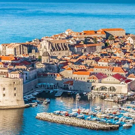 Music Hideout Old Town